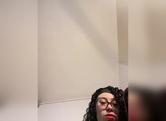 Cette française t'attend en live !